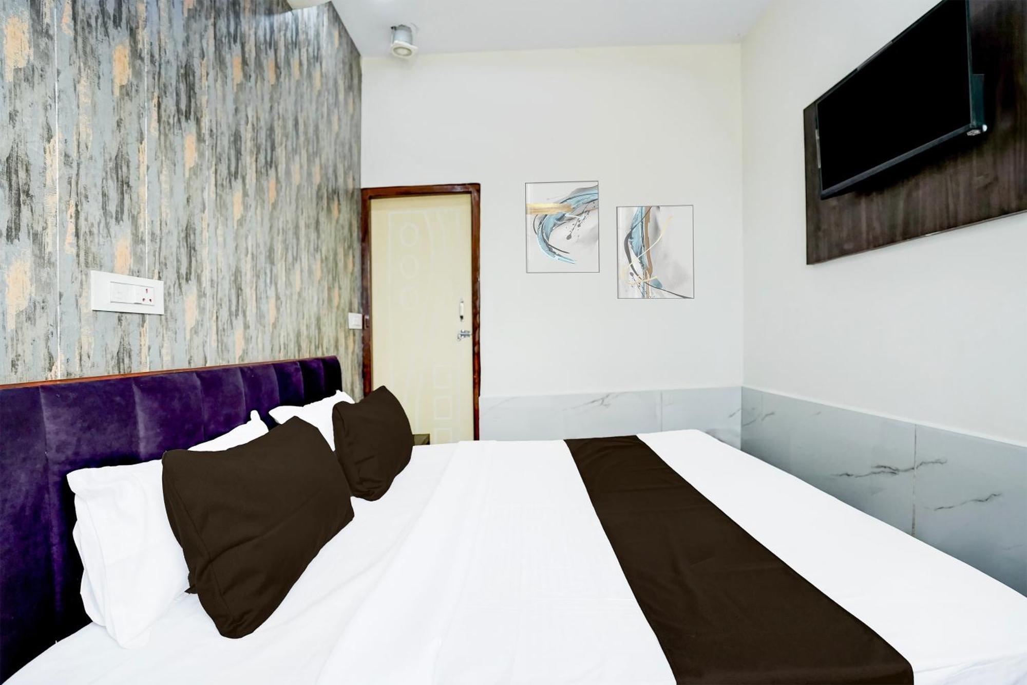 Hotel O A Kurukshetra Exteriér fotografie